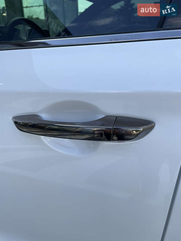 Седан Hyundai Genesis 2020 в Одесі фото 23 Седан Hyundai Genesis 2020 в Одесі