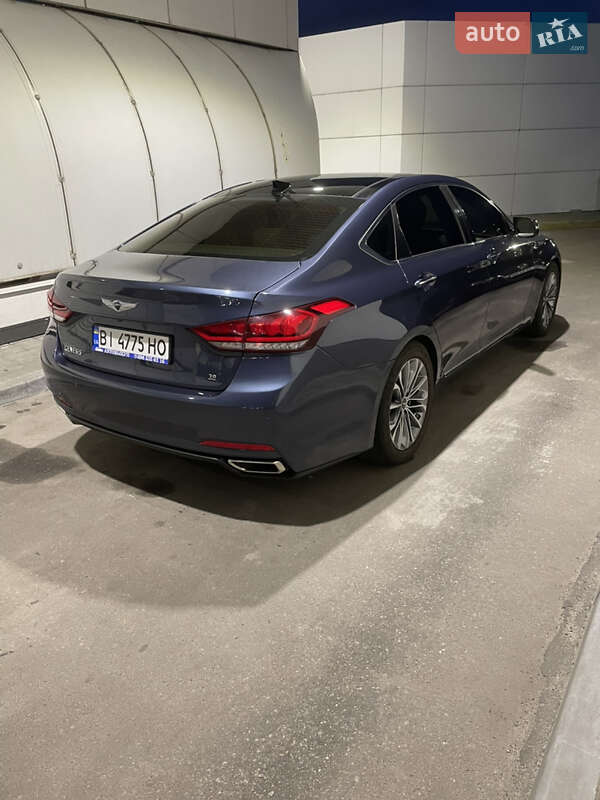 Седан Hyundai Genesis 2015 в Кременчуге