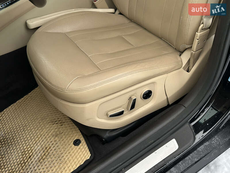 Седан Hyundai Genesis 2015 в Киеве