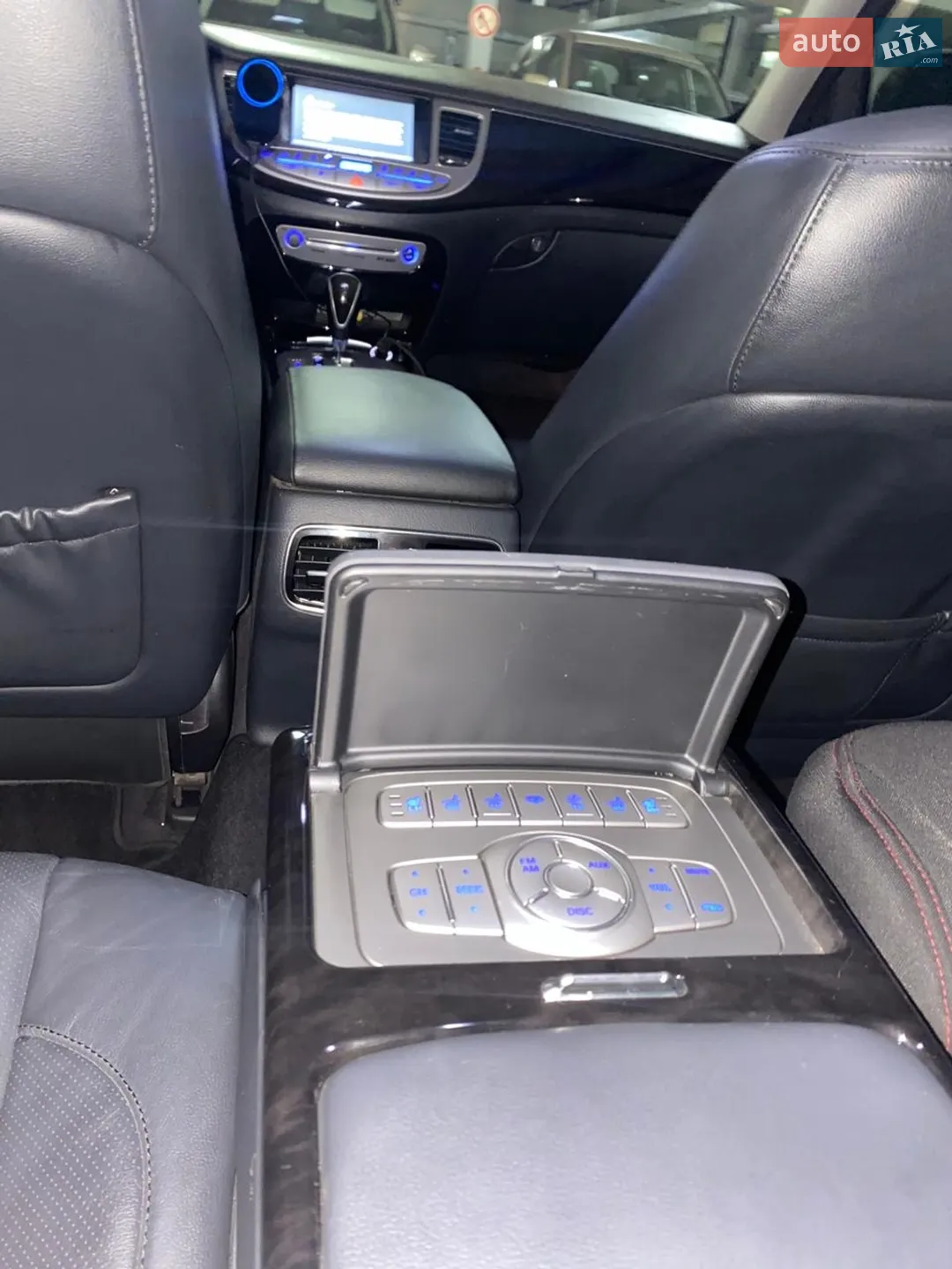 2012 Hyundai Genesis - мініатюра 9