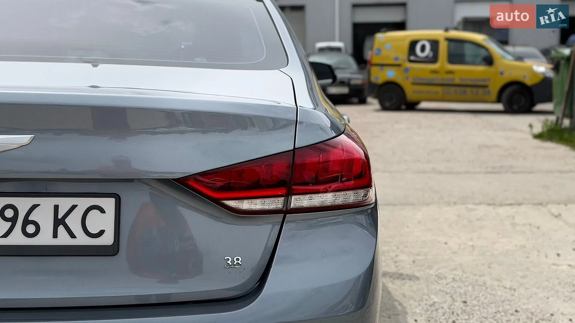 2015 Hyundai Genesis - мініатюра 13
