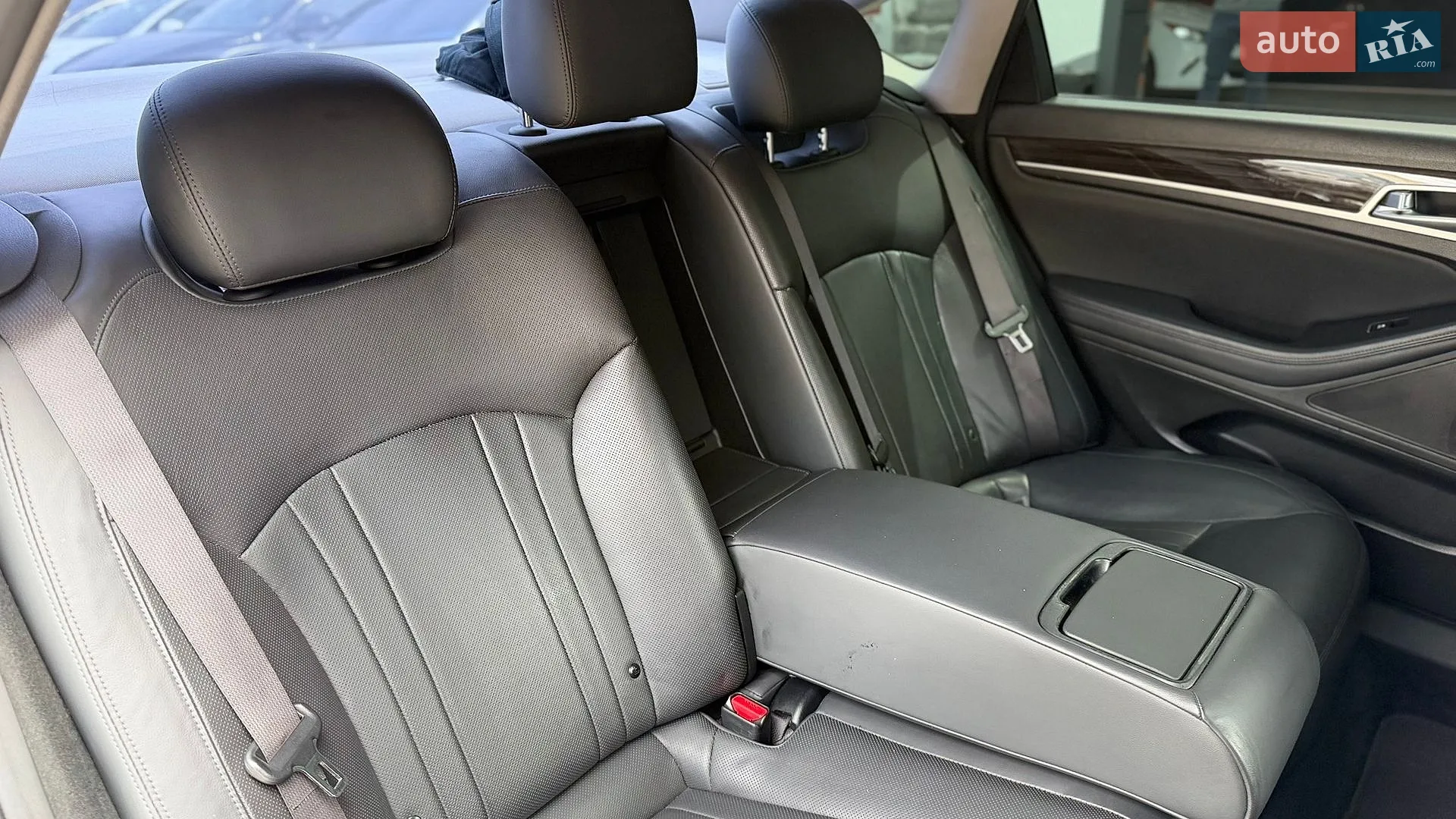 2015 Hyundai Genesis - мініатюра 49
