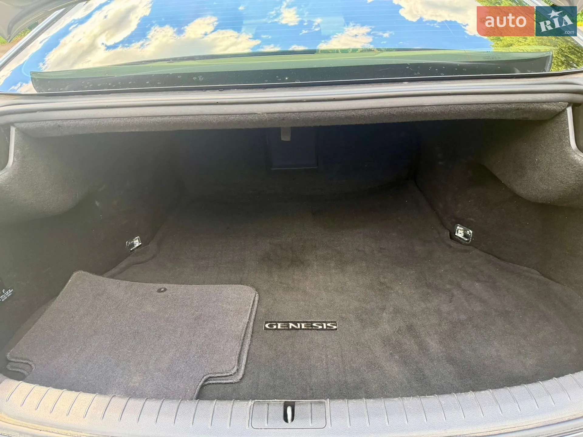 2015 Hyundai Genesis - мініатюра 8