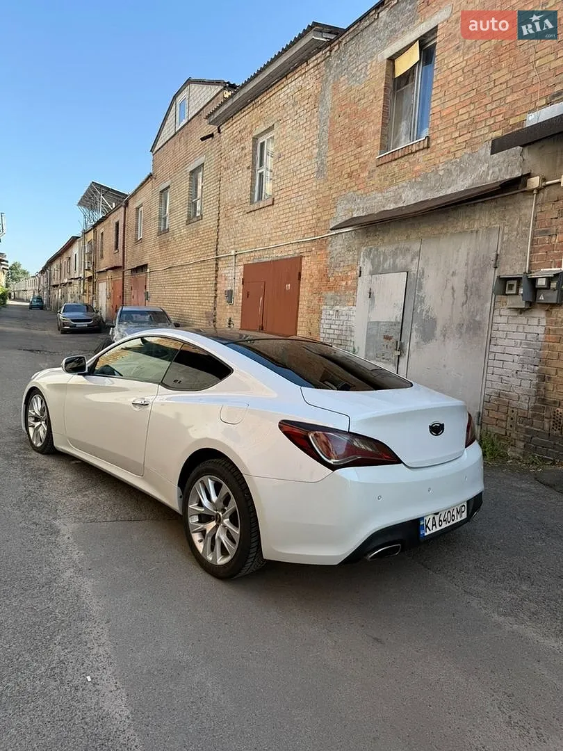 2013 Hyundai Genesis - мініатюра 17