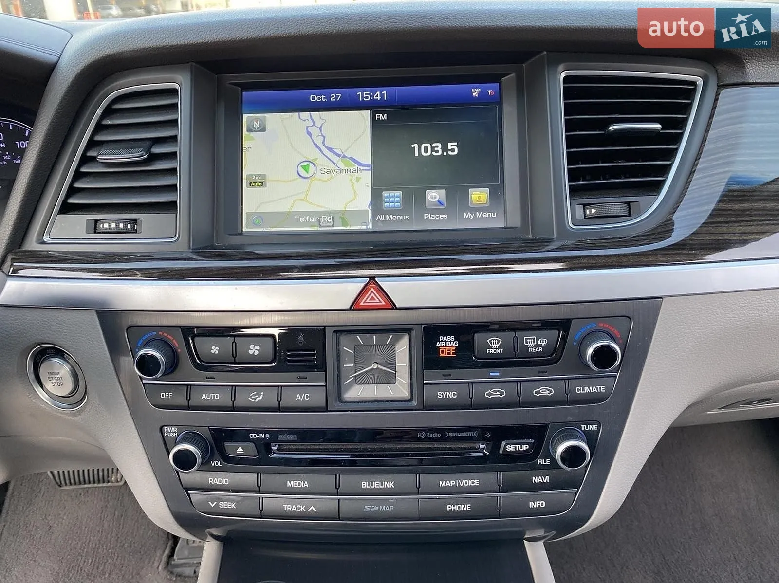2015 Hyundai Genesis - мініатюра 11