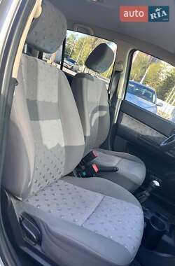 Хэтчбек Hyundai Getz 2004 в 