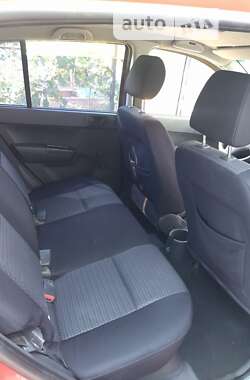 Хэтчбек Hyundai Getz 2010 в 