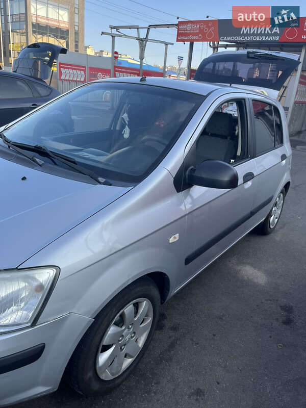 Хэтчбек Hyundai Getz 2004 в Киеве