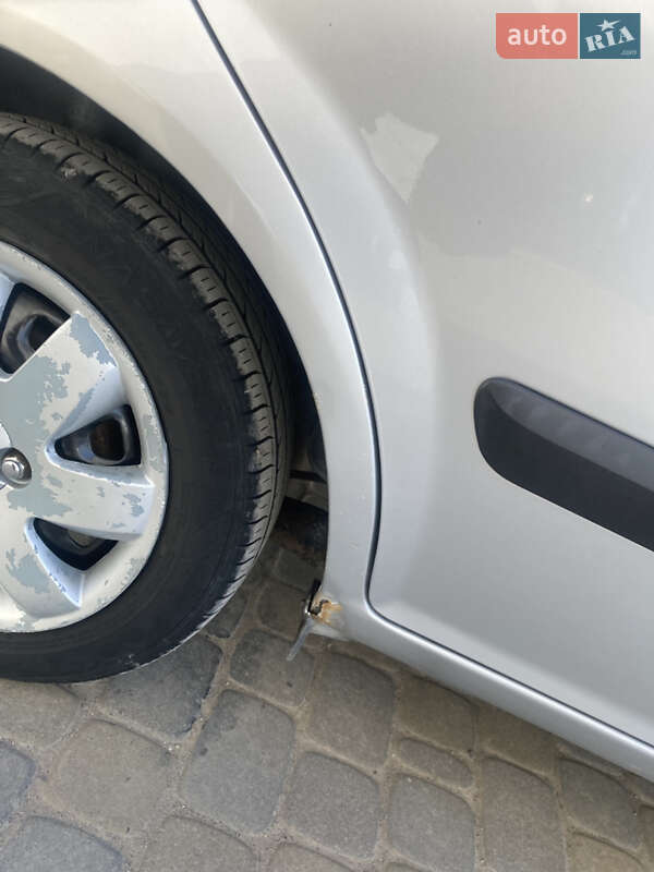 Хэтчбек Hyundai Getz 2004 в Бучаче фото 5 Хэтчбек Hyundai Getz 2004 в Бучаче