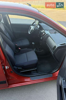 Хэтчбек Hyundai Getz 2010 в 