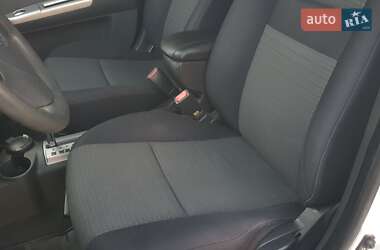 Хетчбек Hyundai Getz 2006 в 