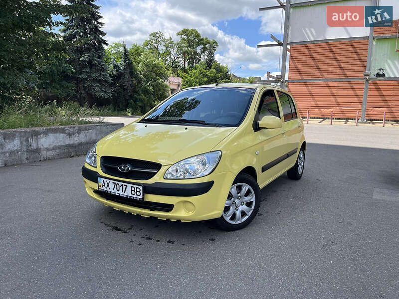 Хэтчбек Hyundai Getz 2010 в 