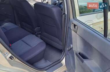 Хэтчбек Hyundai Getz 2010 в 
