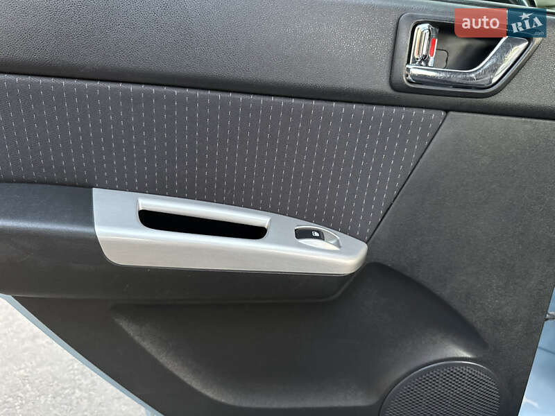 Хэтчбек Hyundai Getz 2007 в Одессе