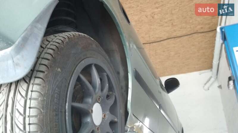 Хэтчбек Hyundai Getz 2003 в Днепре