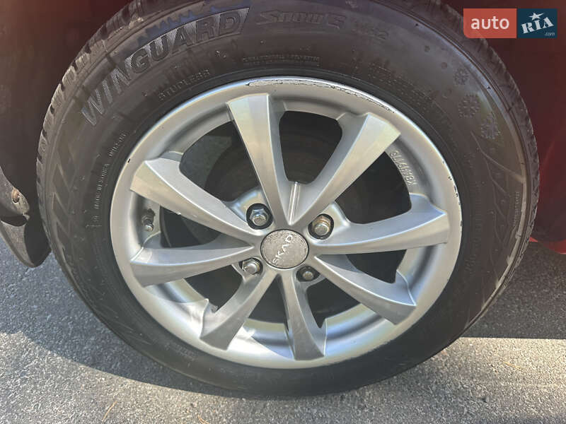 Хэтчбек Hyundai Getz 2010 в Киеве