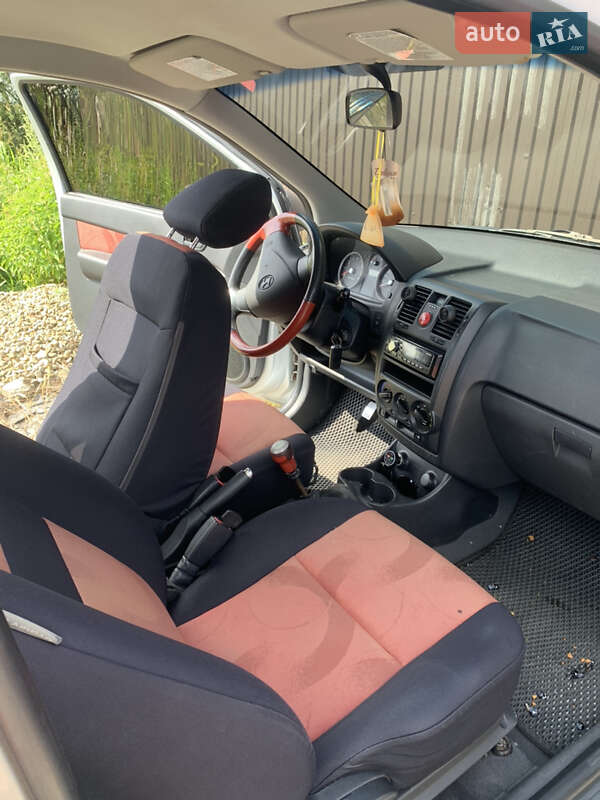 Хэтчбек Hyundai Getz 2006 в Отынии