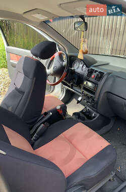 Хэтчбек Hyundai Getz 2006 в 