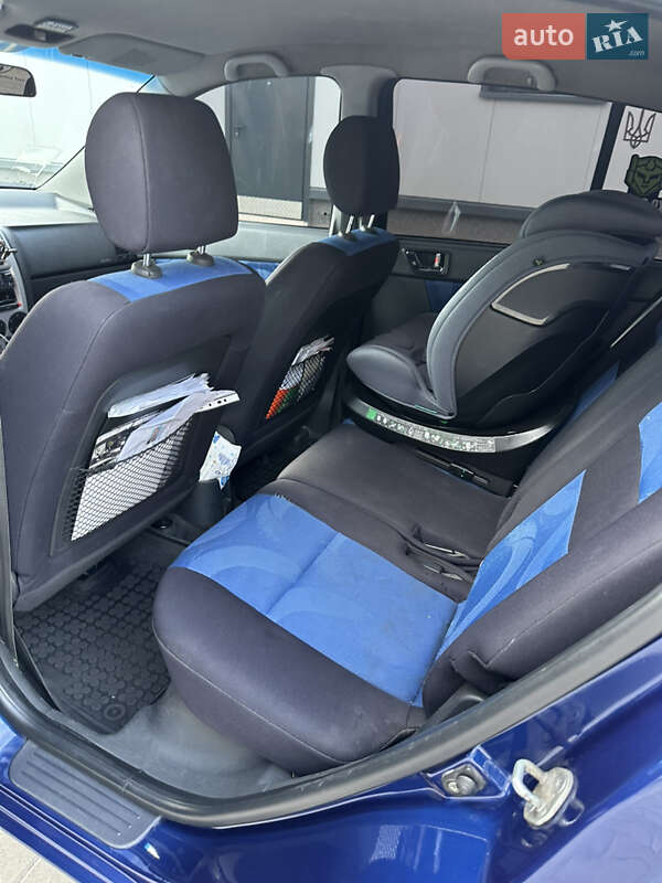 Хэтчбек Hyundai Getz 2011 в Киеве