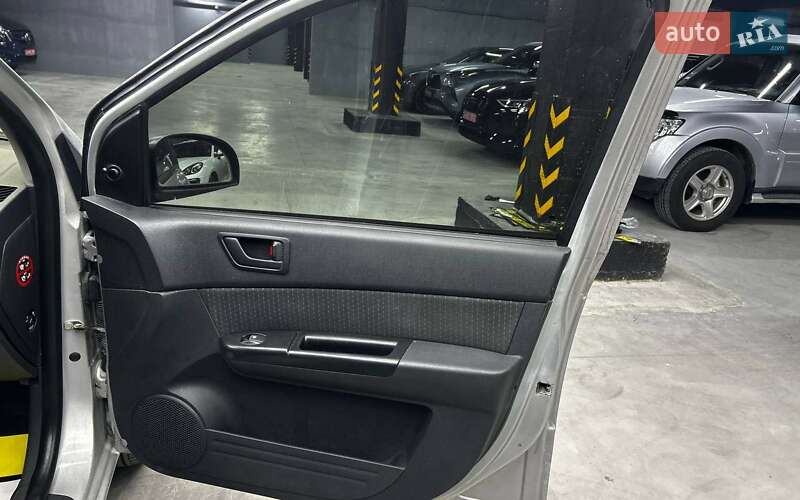 Хэтчбек Hyundai Getz 2006 в Черновцах