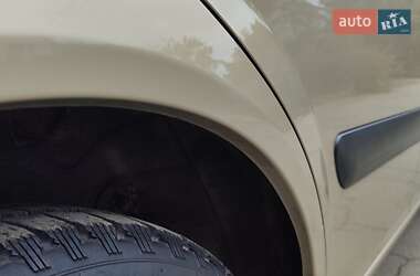 Хэтчбек Hyundai Getz 2010 в 