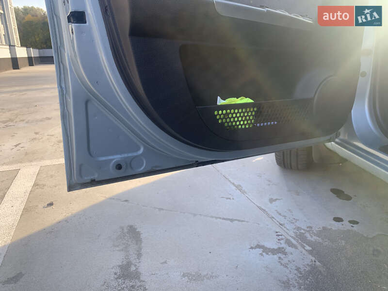 Хетчбек Hyundai Getz 2005 в Києві фото 18 Хетчбек Hyundai Getz 2005 в Києві