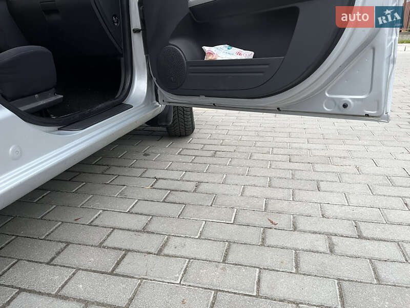 Хэтчбек Hyundai Getz 2008 в Львове фото 5 Хэтчбек Hyundai Getz 2008 в Львове