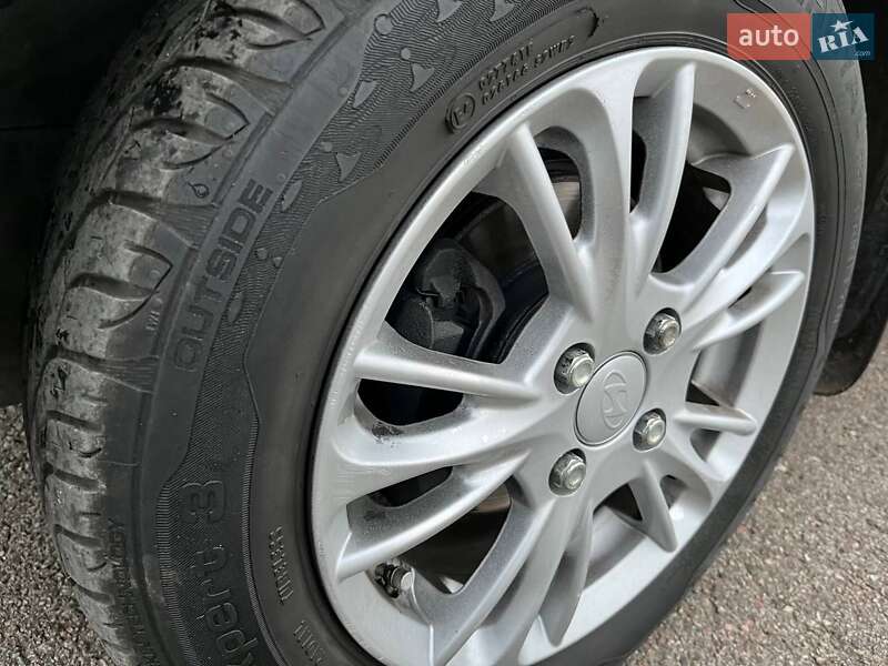 Хетчбек Hyundai Getz 2010 в Новомиргороді