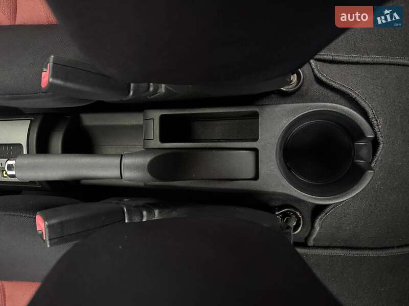 Хэтчбек Hyundai Getz 2007 в Одессе фото 57 Хэтчбек Hyundai Getz 2007 в Одессе