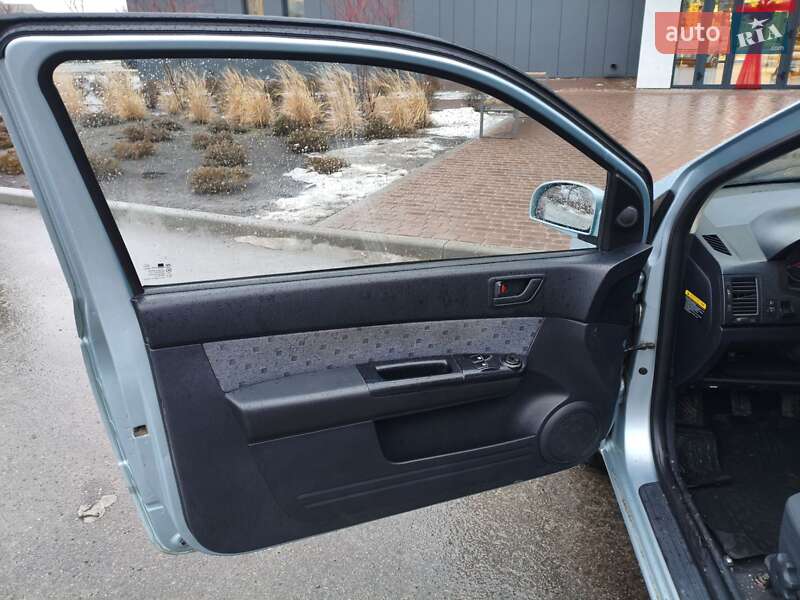 Хэтчбек Hyundai Getz 2004 в Лубнах