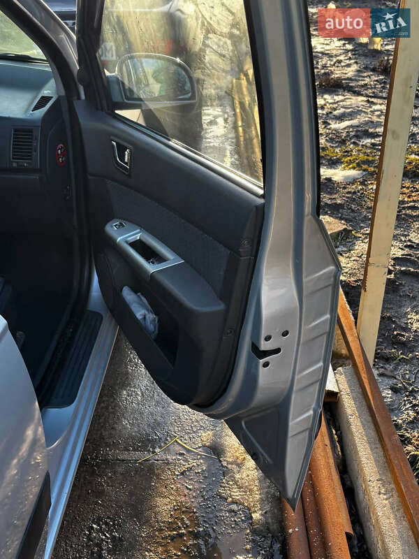 Хэтчбек Hyundai Getz 2007 в Днепре