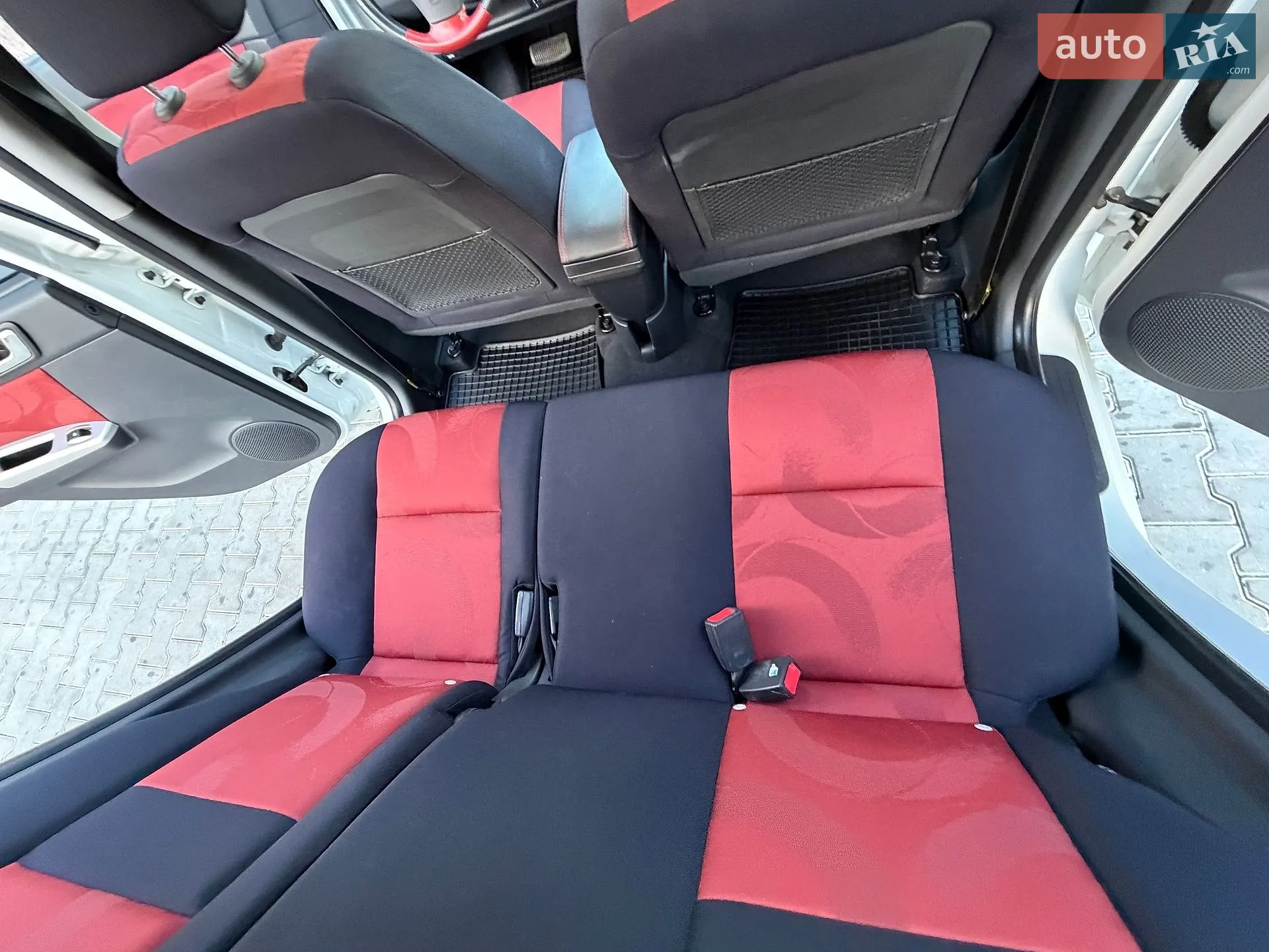 Hyundai Getz 2010 VIN KMHBT51DBAU988921 фото оголошення 37 з 56