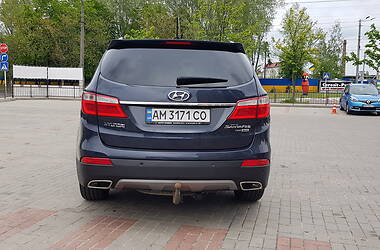 Позашляховик / Кросовер Hyundai Grand Santa Fe 2014 в Житомирі