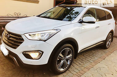 Внедорожник / Кроссовер Hyundai Grand Santa Fe 2016 в Иршаве