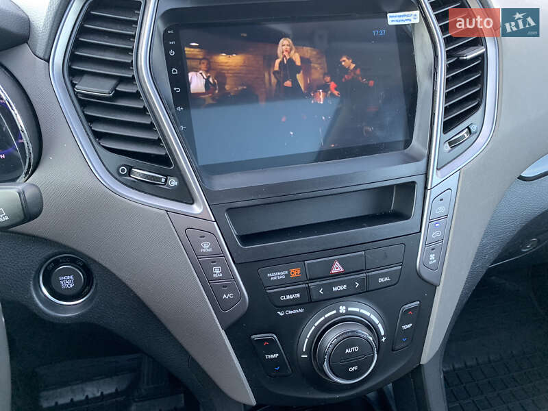 Внедорожник / Кроссовер Hyundai Grand Santa Fe 2014 в Киеве