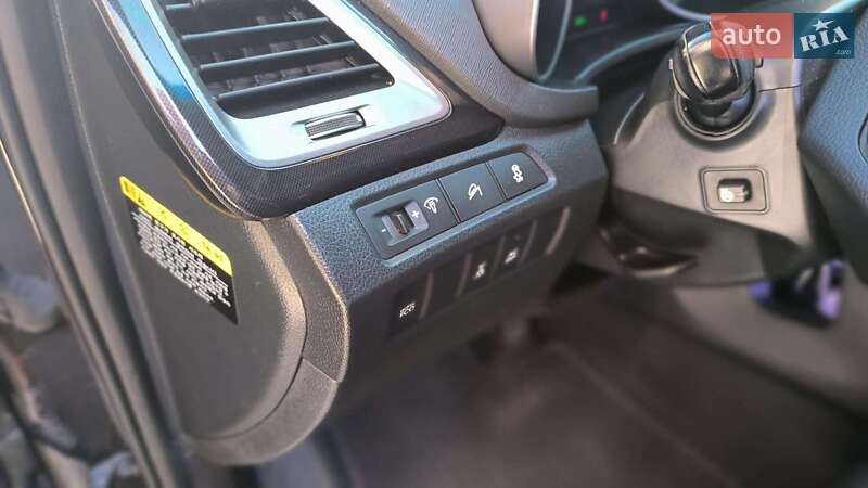 Внедорожник / Кроссовер Hyundai Grand Santa Fe 2014 в Киеве