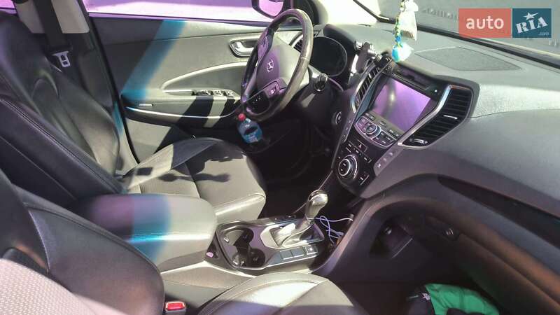 Внедорожник / Кроссовер Hyundai Grand Santa Fe 2014 в Киеве