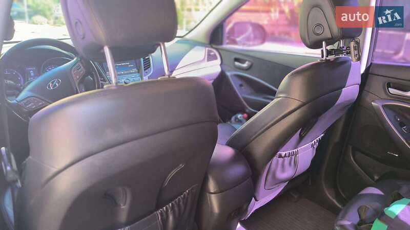 Внедорожник / Кроссовер Hyundai Grand Santa Fe 2014 в Киеве