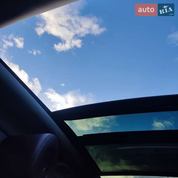 Внедорожник / Кроссовер Hyundai Grand Santa Fe 2016 в Черновцах