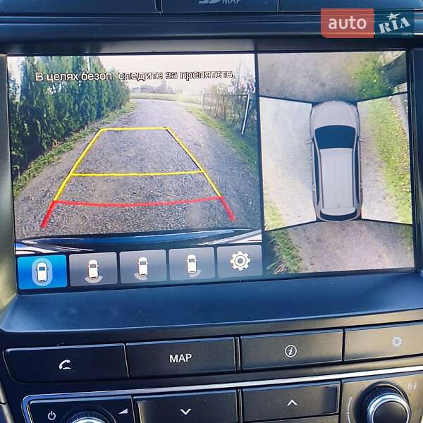 Внедорожник / Кроссовер Hyundai Grand Santa Fe 2016 в Черновцах