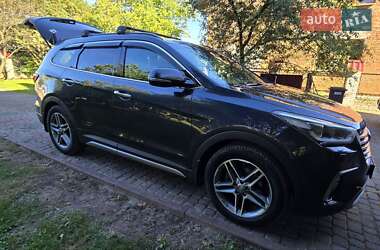 Внедорожник / Кроссовер Hyundai Grand Santa Fe 2017 в Львове
