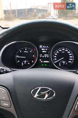 Внедорожник / Кроссовер Hyundai Grand Santa Fe 2017 в 