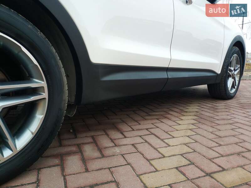 Внедорожник / Кроссовер Hyundai Grand Santa Fe 2016 в Хмельницком