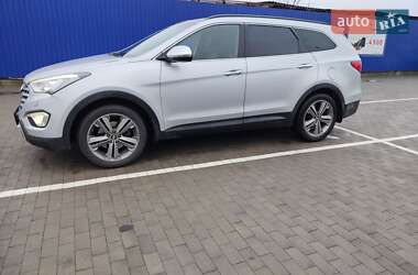 Позашляховик / Кросовер Hyundai Grand Santa Fe 2014 в 