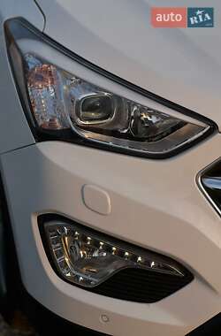 Позашляховик / Кросовер Hyundai Grand Santa Fe 2016 в 