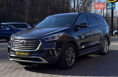 Позашляховик / Кросовер Hyundai Grand Santa Fe 2018 в 