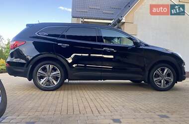 Внедорожник / Кроссовер Hyundai Grand Santa Fe 2016 в 