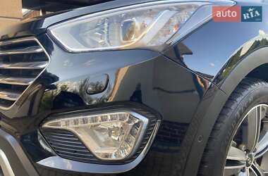 Внедорожник / Кроссовер Hyundai Grand Santa Fe 2016 в 