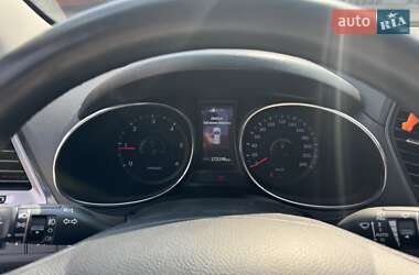 Внедорожник / Кроссовер Hyundai Grand Santa Fe 2013 в 
