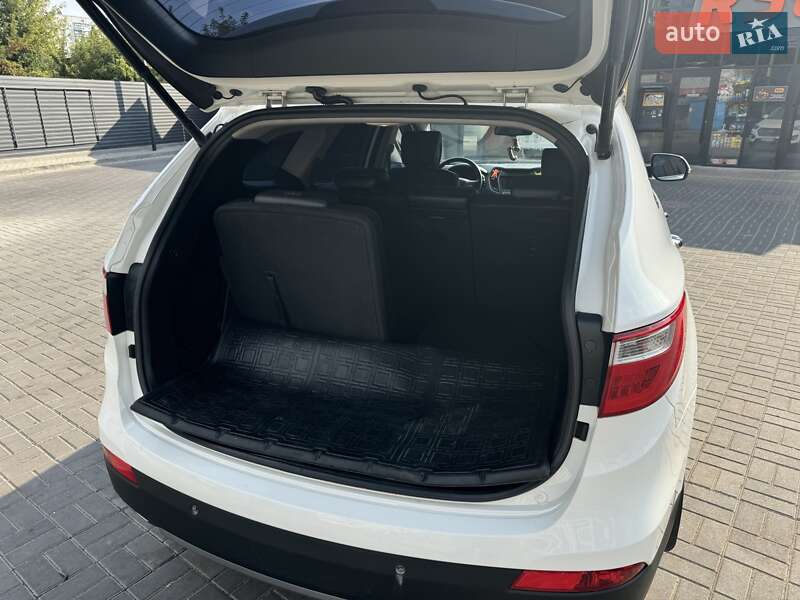 Внедорожник / Кроссовер Hyundai Grand Santa Fe 2013 в Харькове
